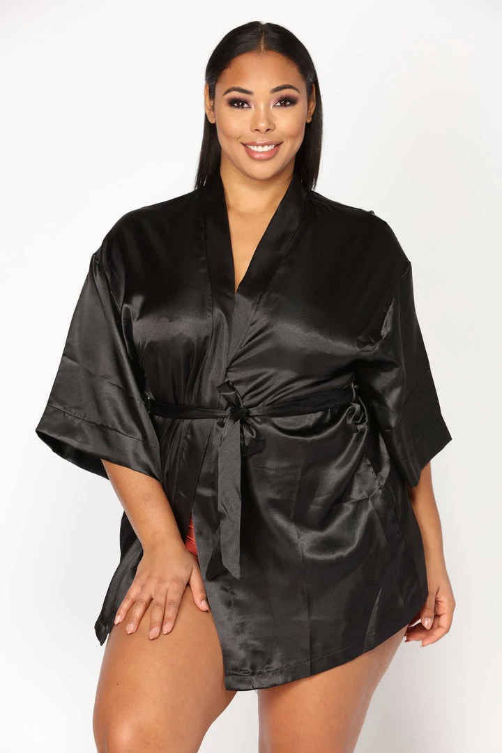 Fashion Nob Lotus Robe - Black Influencer Looks 9 Fashion Nob Lotus Robe - Black Influencer Looks