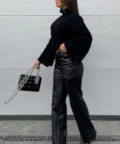 Fashion Nova Hard To Resist Handbag - Black