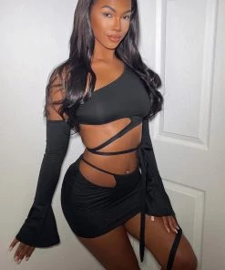 Fashion Nova Show Some Skin Cut Out Skirt Set - Black Influencer Looks