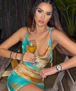 Mysite Sparks Are Flying Satin Mini Dress - Mint NEW IN 17 Mysite Sparks Are Flying Satin Mini Dress - Mint NEW IN