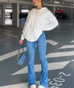 Mysite Valentina High Rise Flare Jeans - Medium Blue Wash